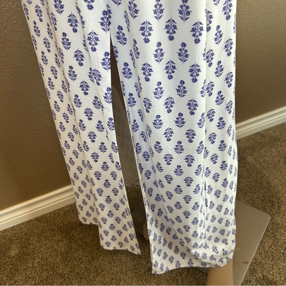 Lulus Women’s Maxi Dress With Purple Floral Pattern Side Ties Sz L NWT - Picture 5 of 12
